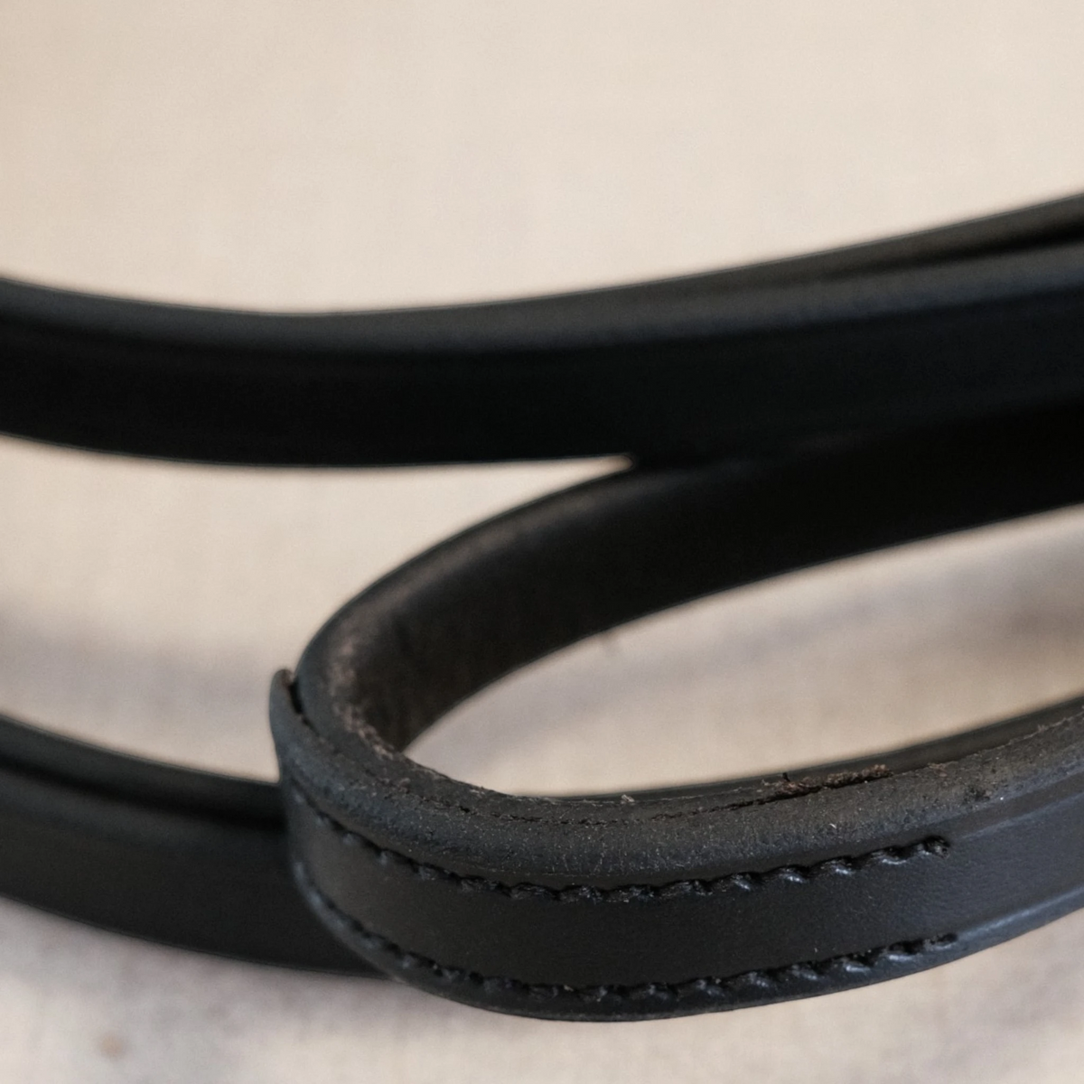 TdeT-Renes de bride lisses Noir