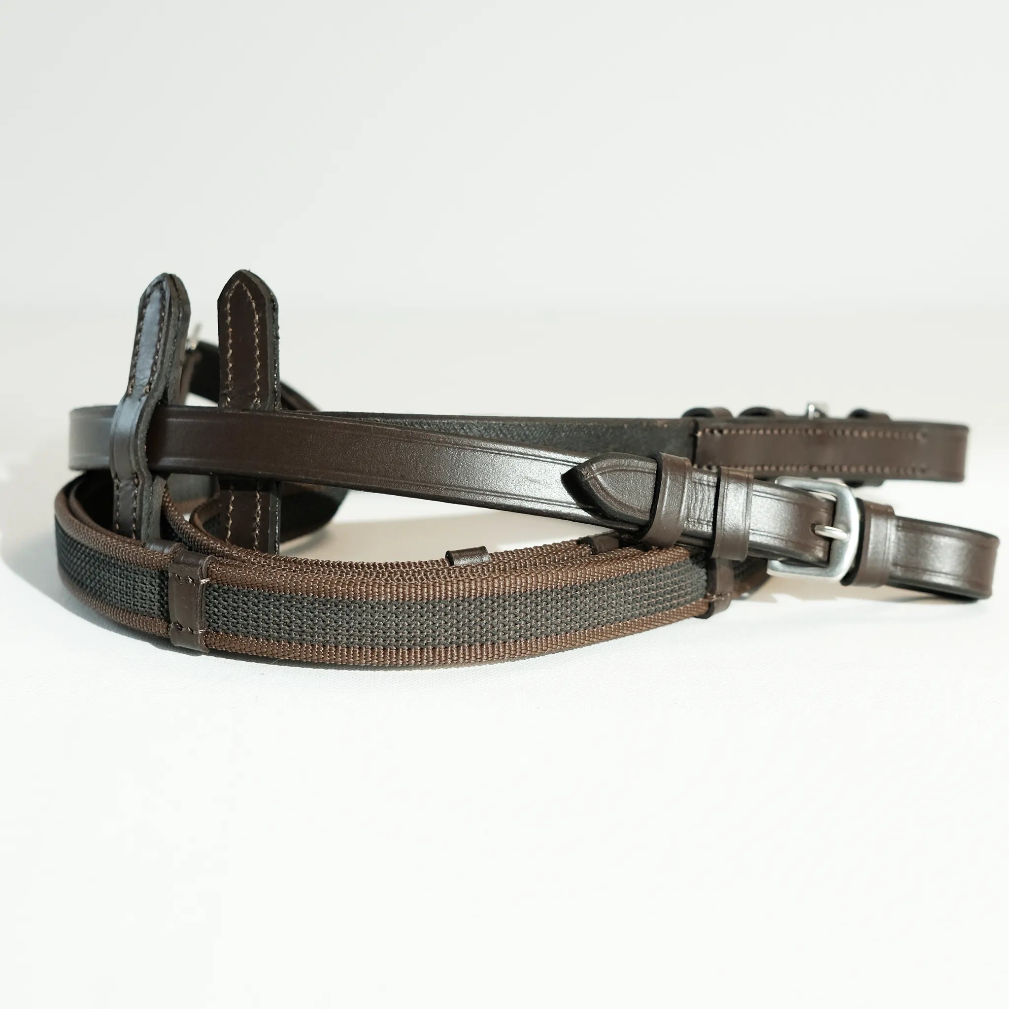 Super grip reins with stoppers