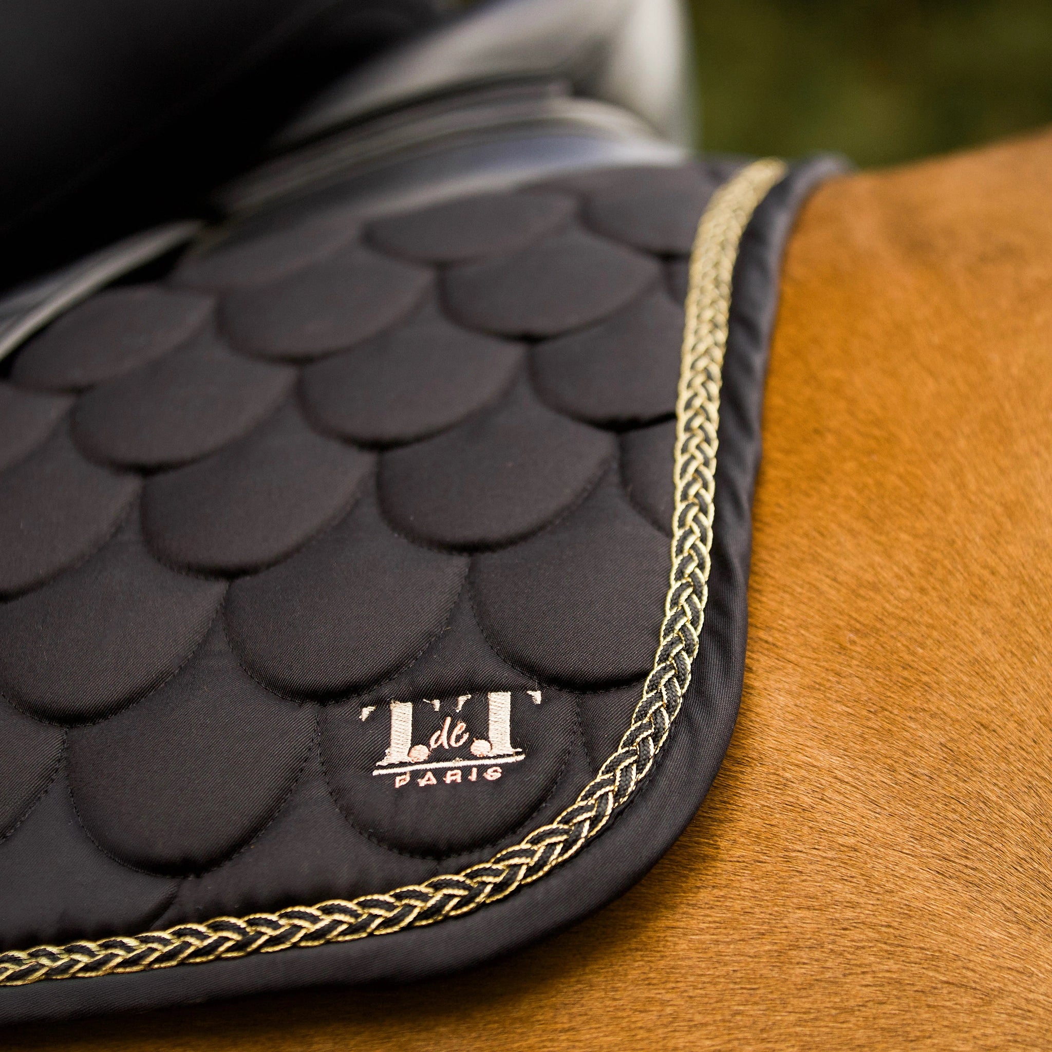 Diane black dressage saddle pad