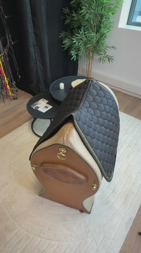 TdeT - Tapis de selle Dressage noir Diane