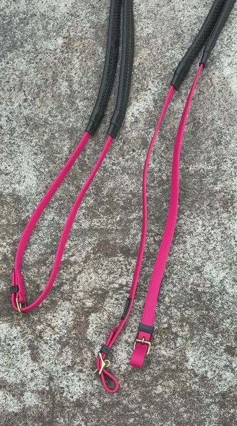 TdeT - Rênes Biotack et caoutchouc gros picots Fuchsia